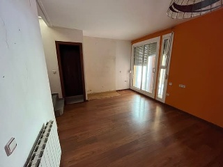 07273-0001 7