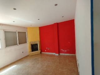 Vivienda adosada en C/ Lirio 3