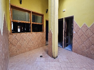 04052-0001 7