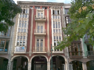 Piso en venta en Torrelavega de 1115  m²