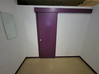 01706-0001 8