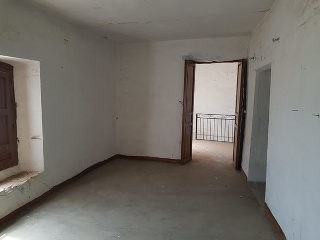 02101-0001 10