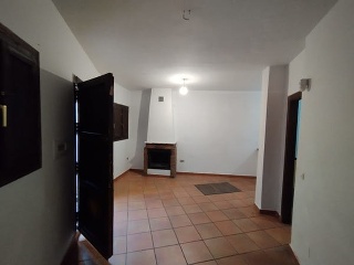 04058-0001 8