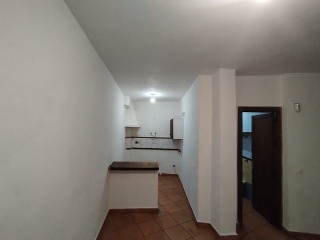 04058-0001 9