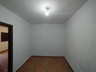 04058-0001 12