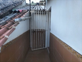 02145-0001 27