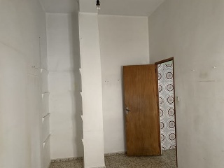 06468-0001 18