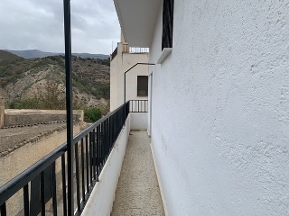 06468-0001 24