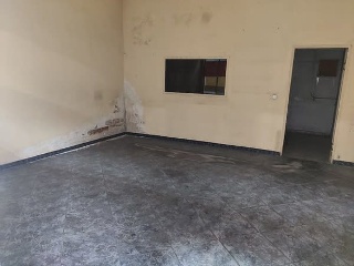 04381-0001 10