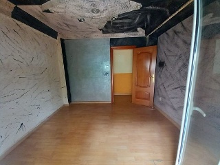 05808-0001 8
