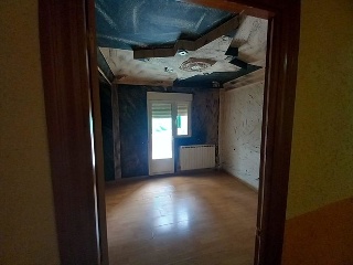 05808-0001 9