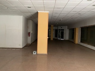 Local comercial en Av Almassora - Castellón - 2