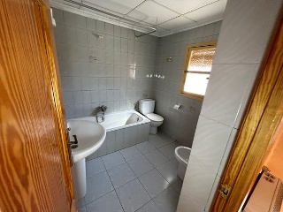 06527-0001 6