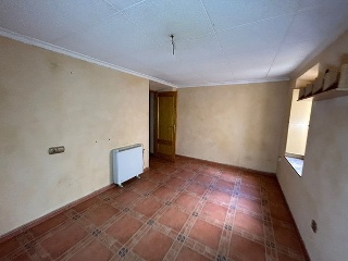 06527-0001 9