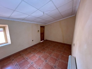06527-0001 11