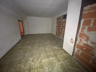 Casa en C/ Julio Romero de Torre, Deltebre (Tarragona) 28