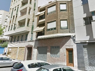 Local en venta en Elche de 90  m²