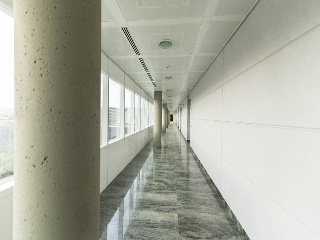 08217-0001 10
