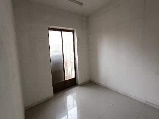 04270-0001 11