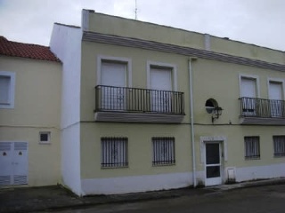 Piso en venta en Burguillos Del Cerro de 89  m²
