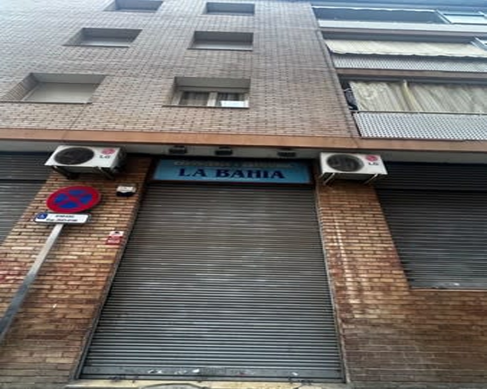 Local comercial en C/ Agudes - Mataró - Barcelona