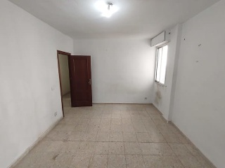 00905-0001 16