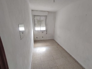 00905-0001 22