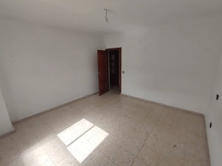 00905-0001 28