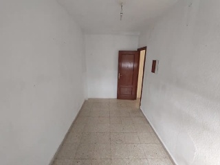 00905-0001 33