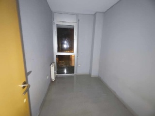 00994-0001 8
