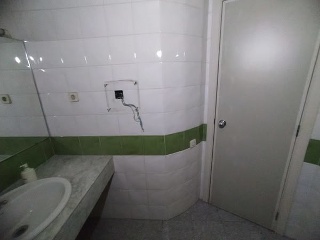 Local comercial en Santa Coloma de Gramenet (Barcelona) 12
