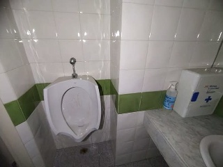Local comercial en Santa Coloma de Gramenet (Barcelona) 13