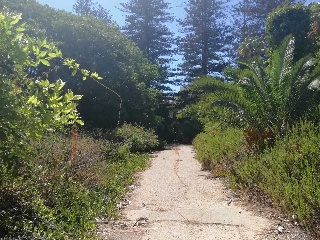 Edificio en Av de la Hispanidad 5