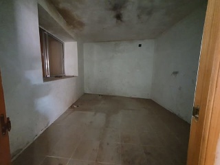 03074-0001 6
