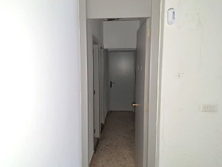 04277-0001 8