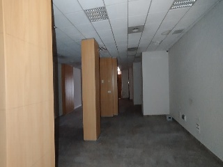 04287-0001 8