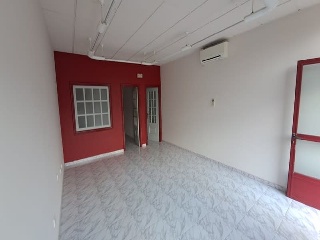 00438-0001 4
