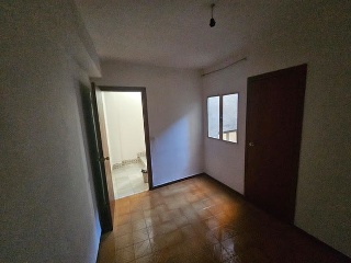 01958-0001 8