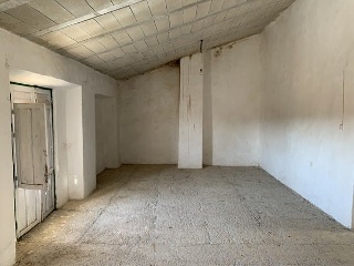 01967-0001 9