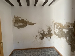 01967-0001 11
