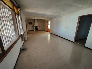 01981-0001 4