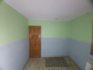 02412-0001 8