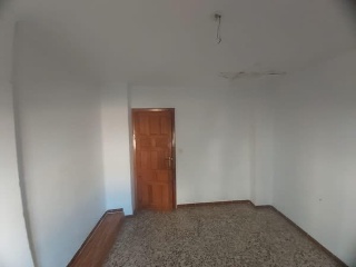 02412-0001 12