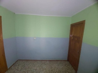 02412-0001 15