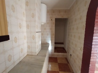 05409-0001 28