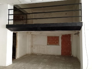 Local comercial en Av Alacant - Gandía - Valencia 7