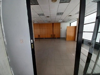02896-0001 8