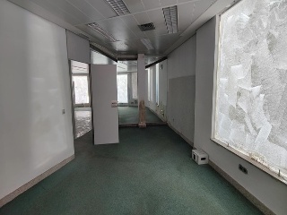 Local comercial en Boadilla del Monte - Madrid - 19
