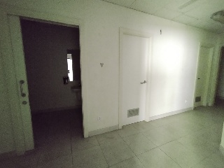 04207-0001 9