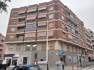 04207-0001 18